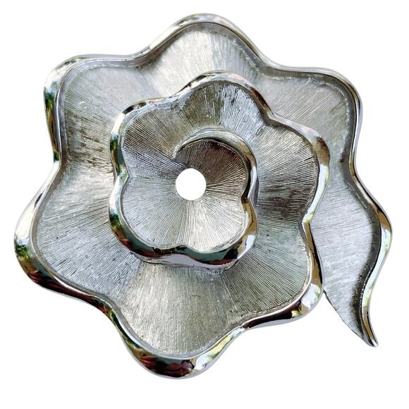 Vintage Abstract Trifari Brooch MCM Signed Silvertone Layered Modernist Flower - Picture 1 of 10